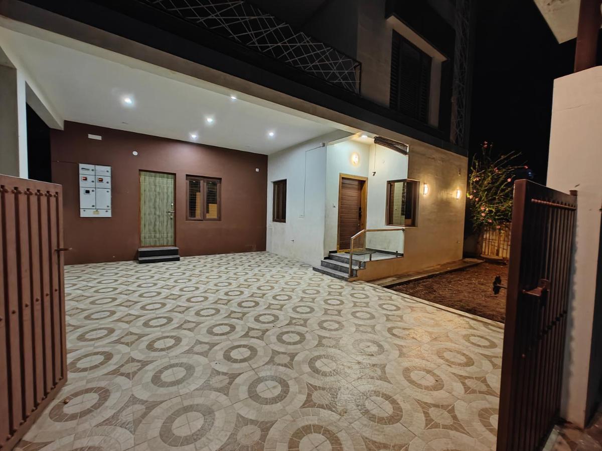 Beautiful 4Bhk Duplex Villa Maisúr Exteriér fotografie